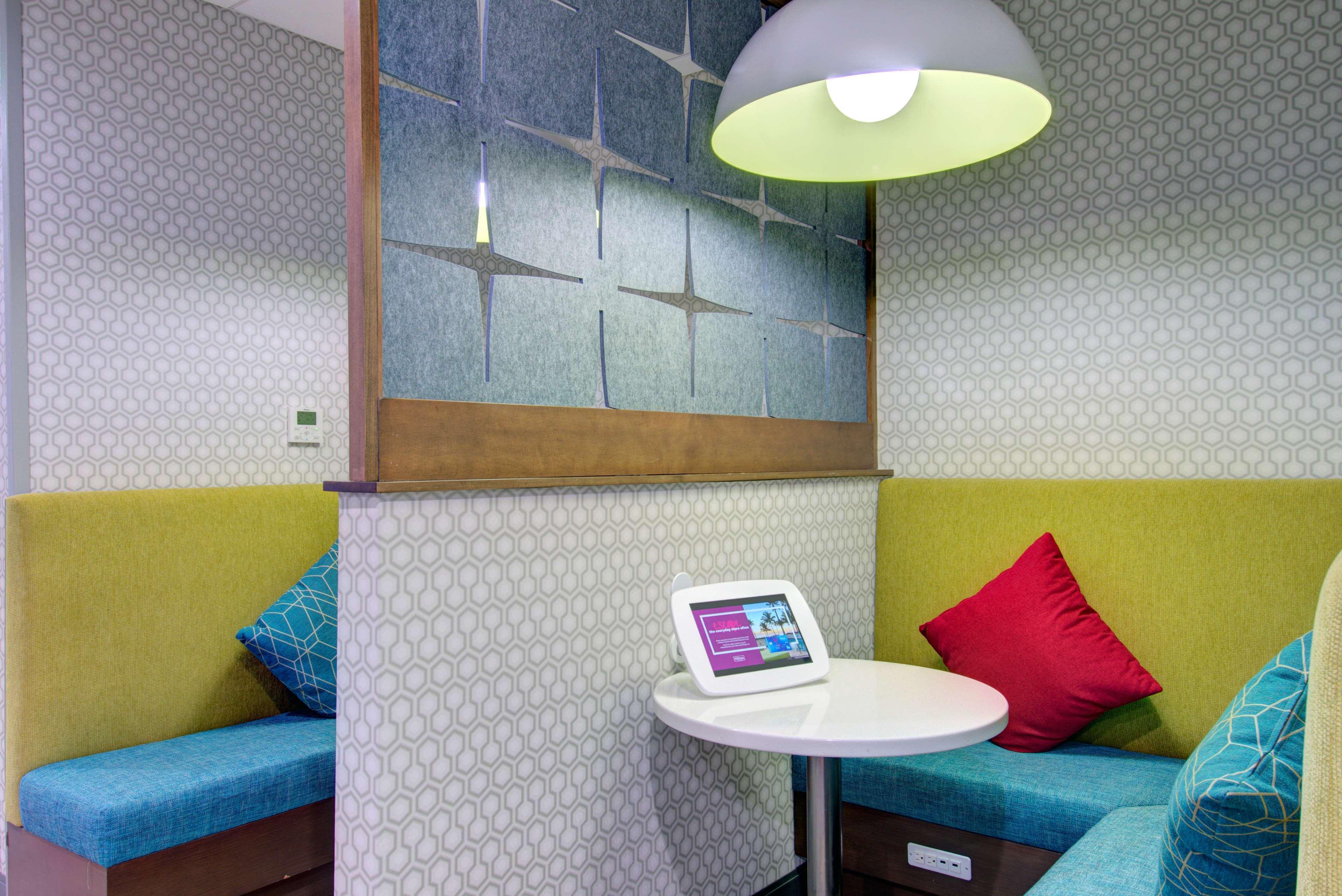 Hampton Inn & Suites Portland West Екстер'єр фото