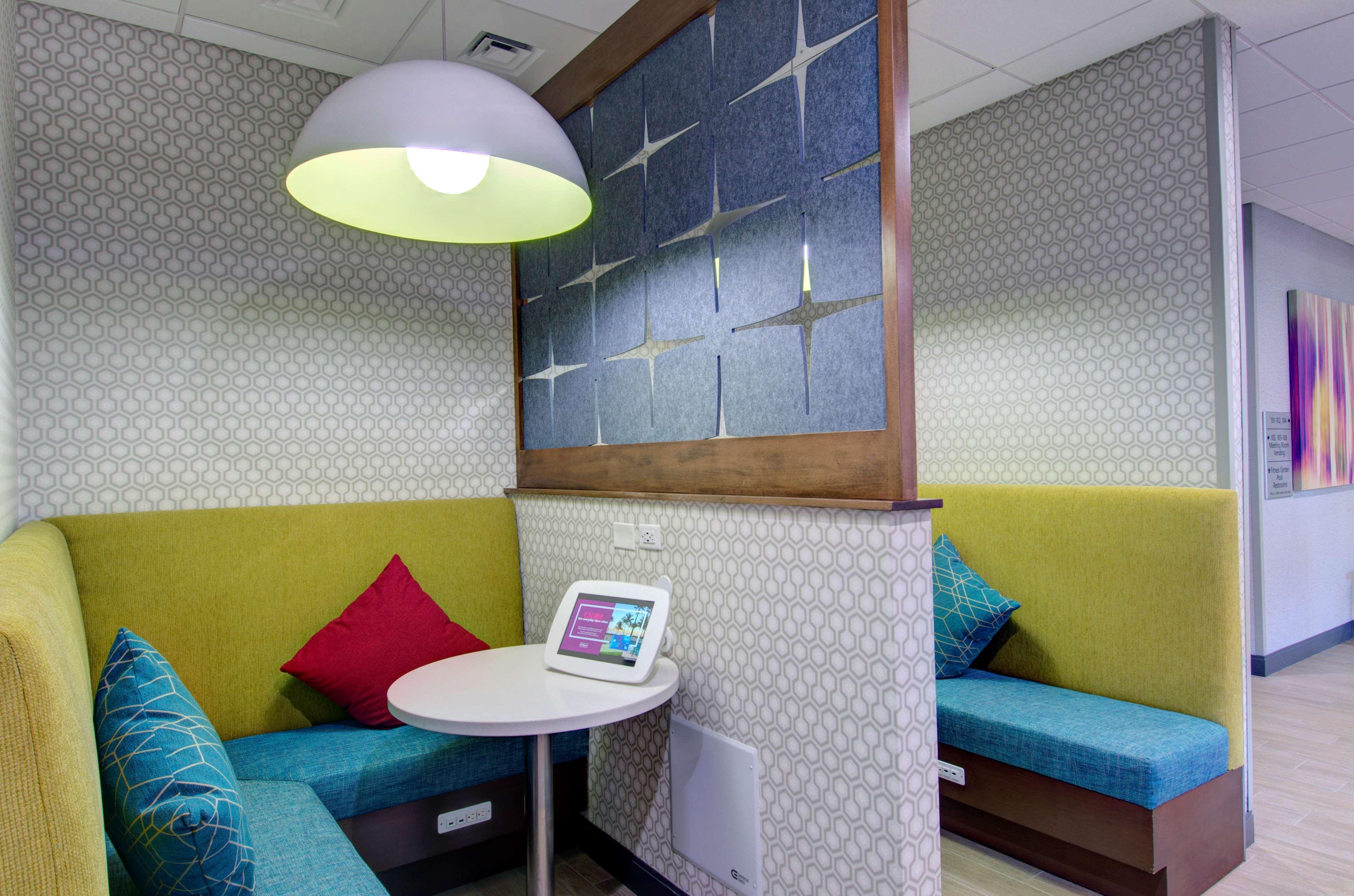 Hampton Inn & Suites Portland West Екстер'єр фото