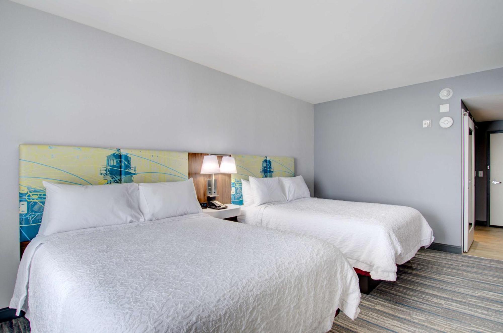 Hampton Inn & Suites Portland West Екстер'єр фото